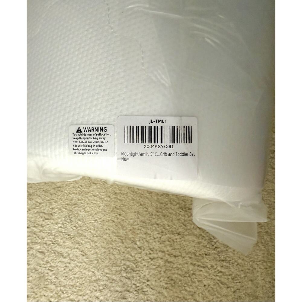 NEW! 5“ Toddler Mattress, 27.5”x52” CertiPUR-US Certified Foam Crib Mattress - Picture 2 of 3